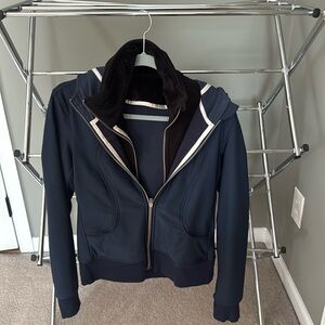 NOT SOLD ANYMORE! LULULEMON ATHLETICA JACKET; NAVY WITH FUR COLLAR